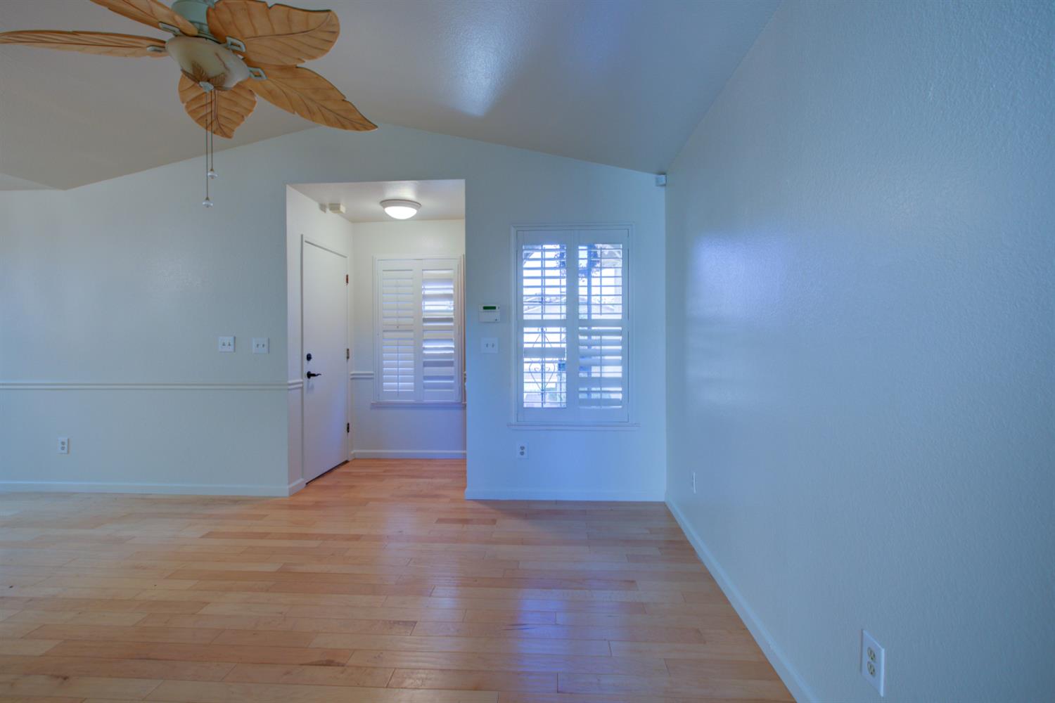 1311 Trinity Way Turlock, CA 95382 - Photo 9 of 27 Gallery Image 9