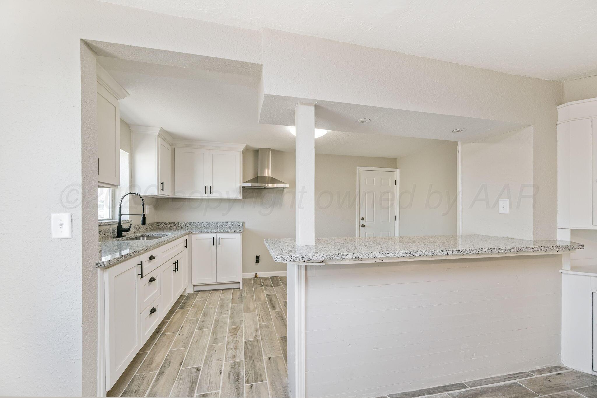 110 North Forest Street Amarillo, TX 79106 - Photo 9 of 17 110 N Forest St 11