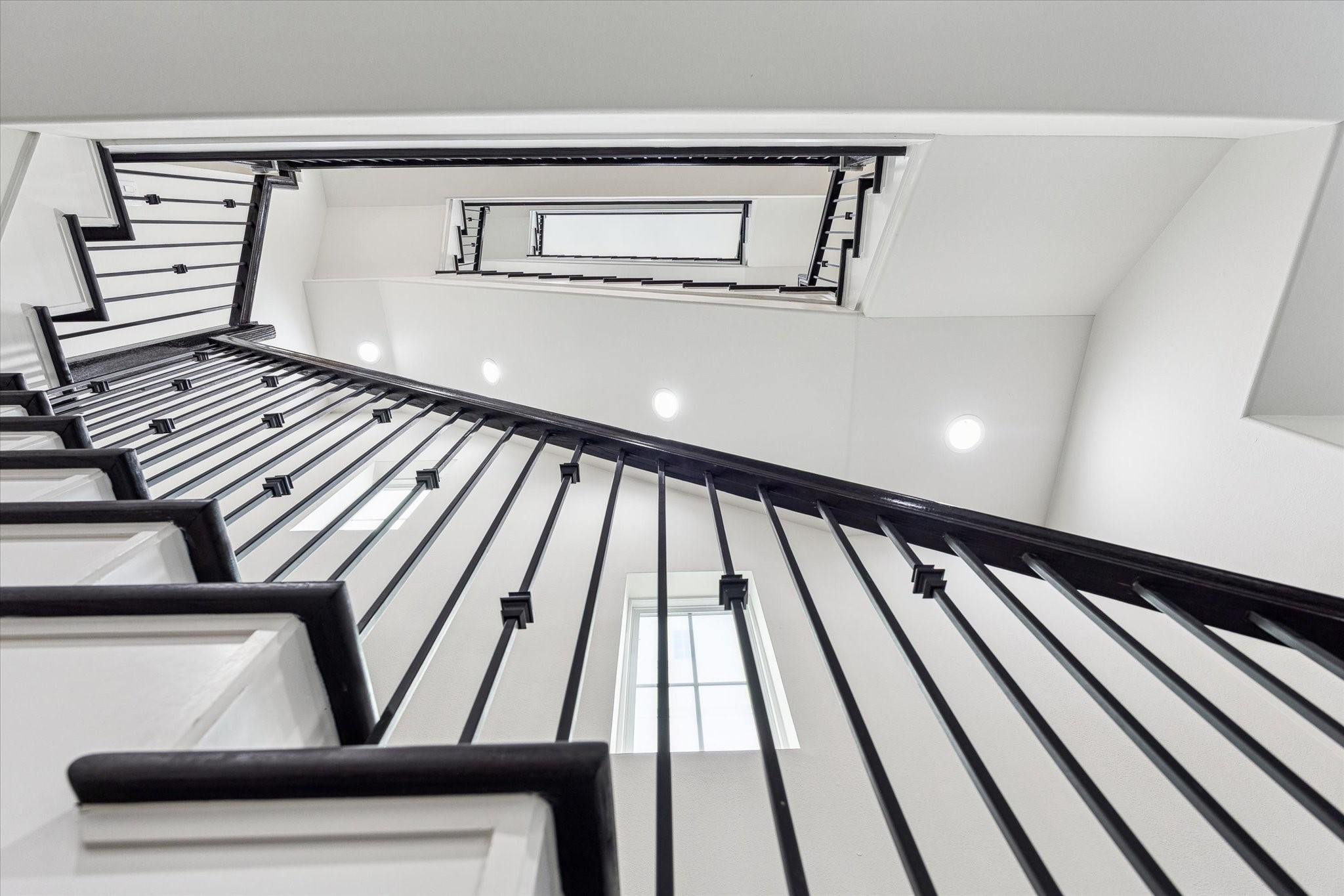 5212 Larkin Street Houston, TX 77007 - Photo 11 of 47