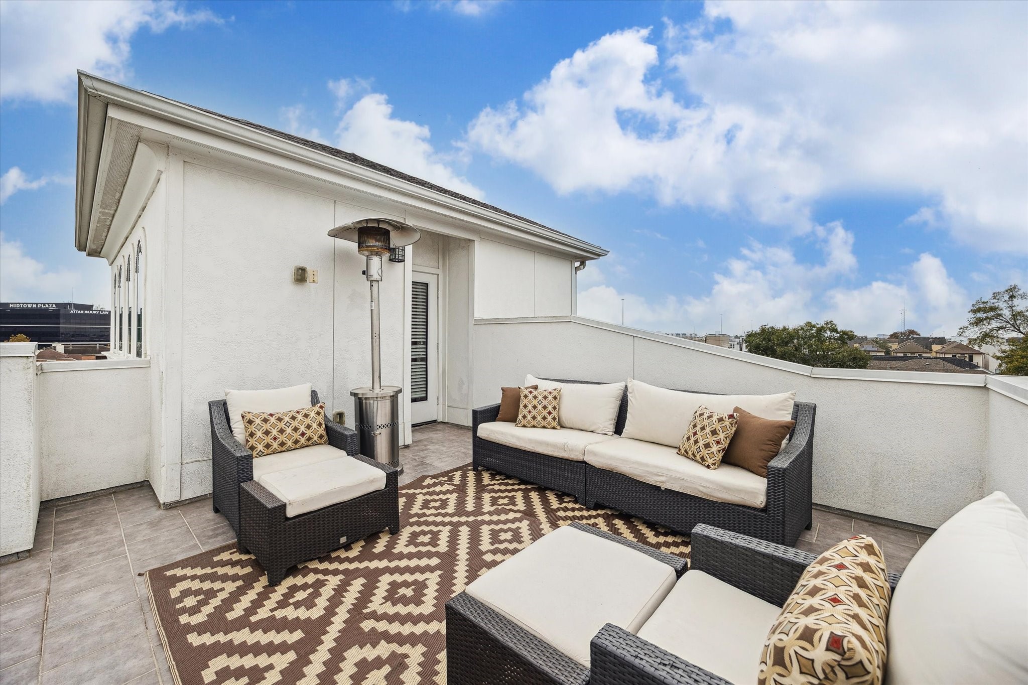 5212 Larkin Street Houston, TX 77007 - Photo 2 of 47