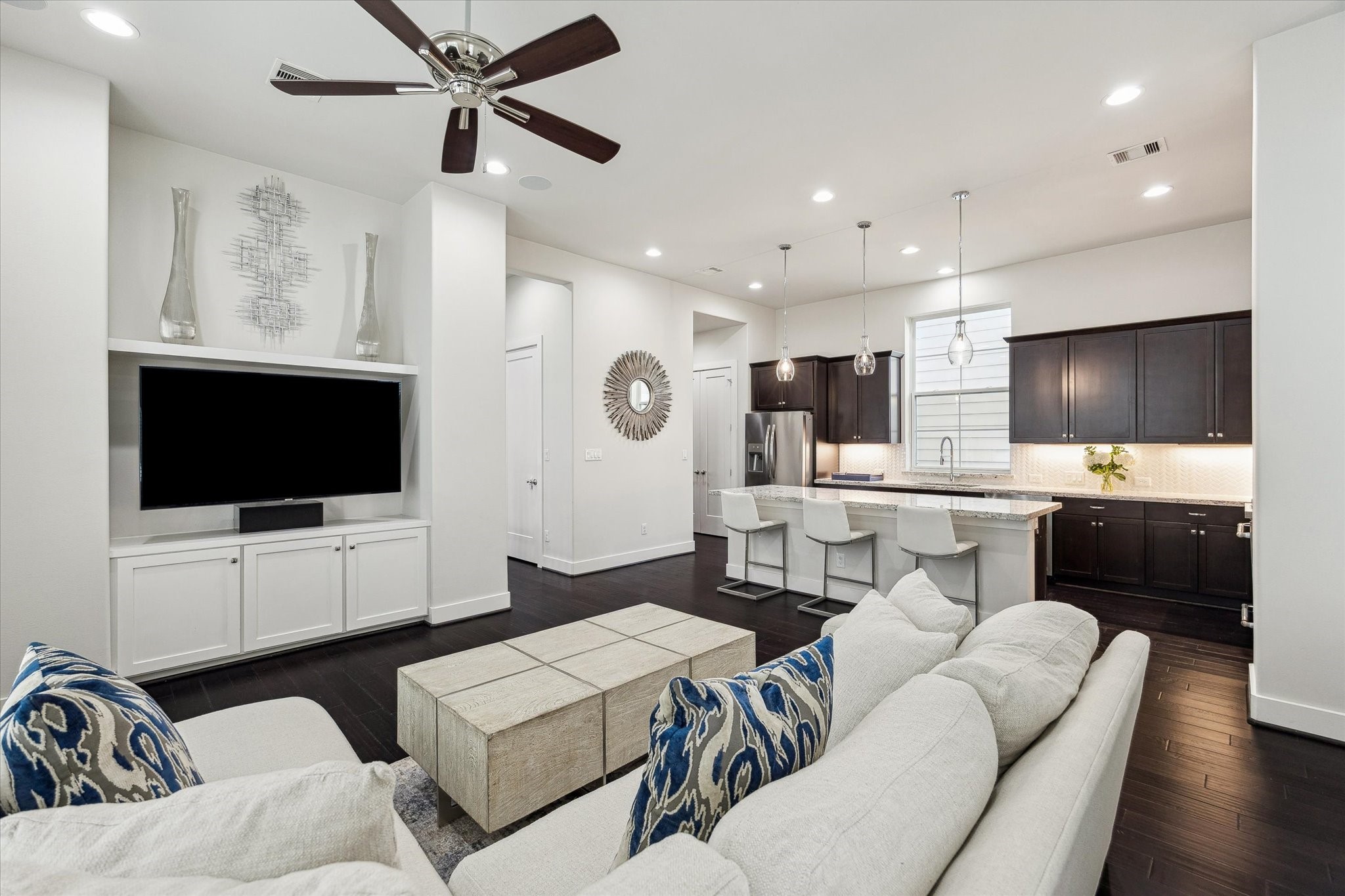 5212 Larkin Street Houston, TX 77007 - Photo 21 of 47