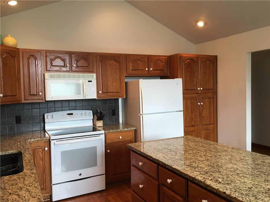 6040 East Meadow Ridge Road Columbus, IN 47203 - Photo 22 of 28 Gallery Image 22