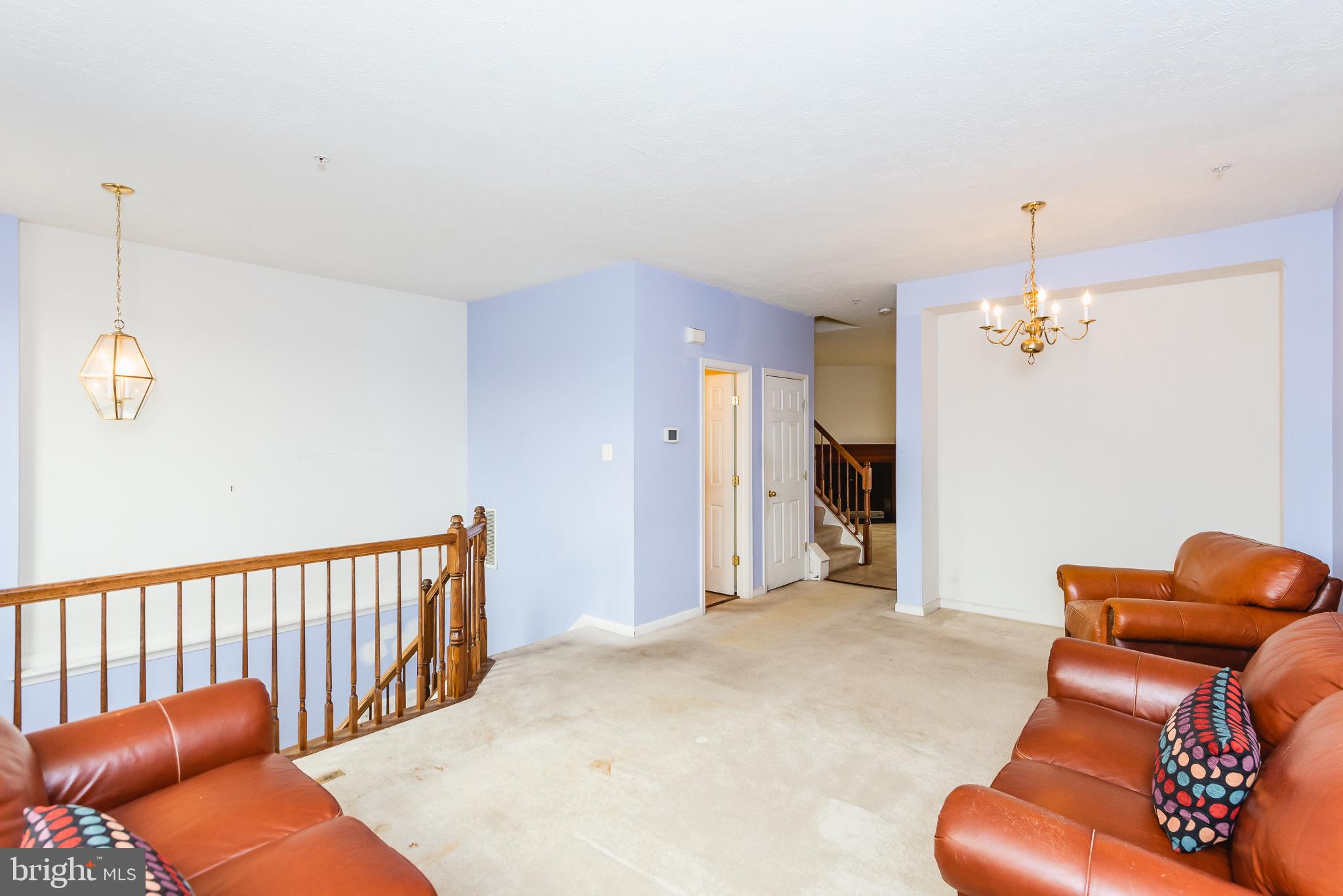 869 Middle River Road Middle River, MD 21220 - Photo 14 of 47 Living Room