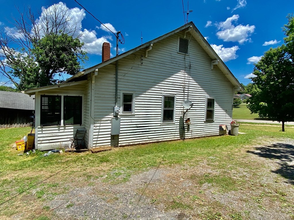 608 Tuckahoe Road Kodak, TN 37764 - Photo 3 of 24