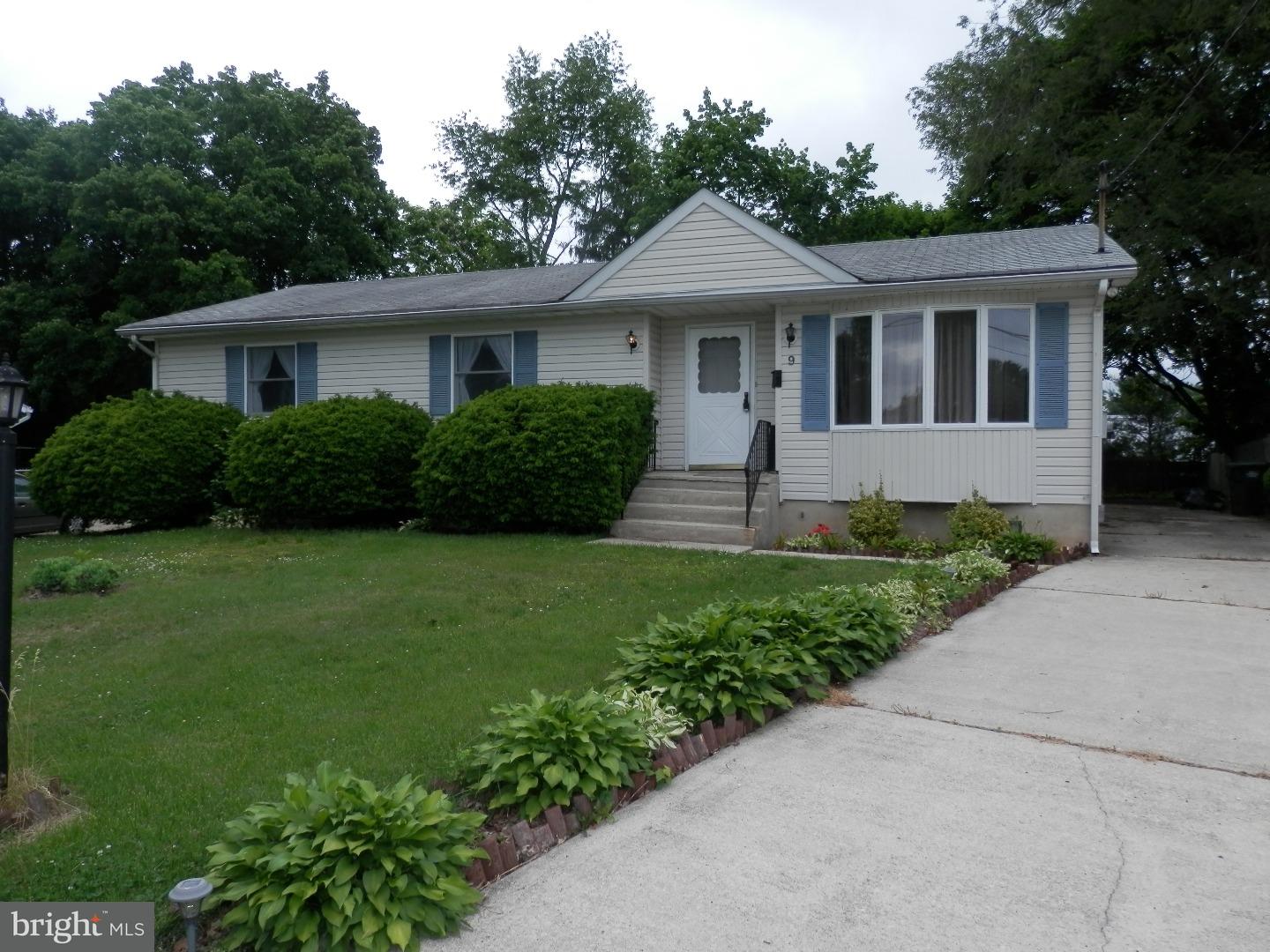 9 Nassau Road Lumberton, NJ 08048 - Photo 1 of 25 Exterior Front