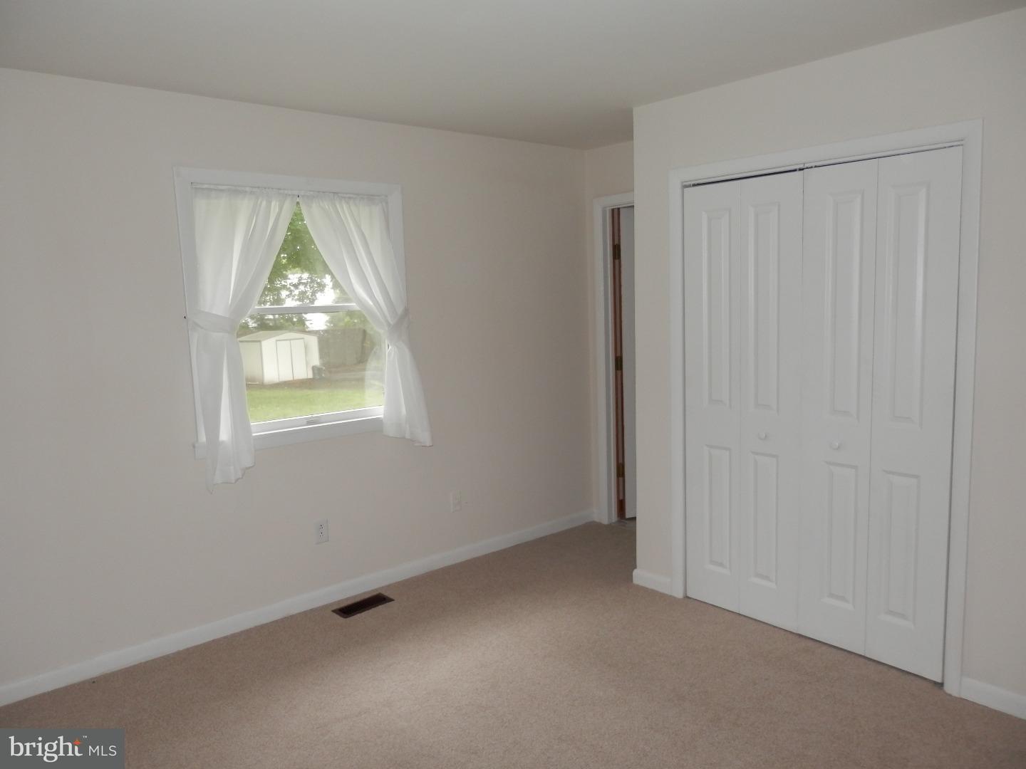 9 Nassau Road Lumberton, NJ 08048 - Photo 19 of 25 Bedroom - Main