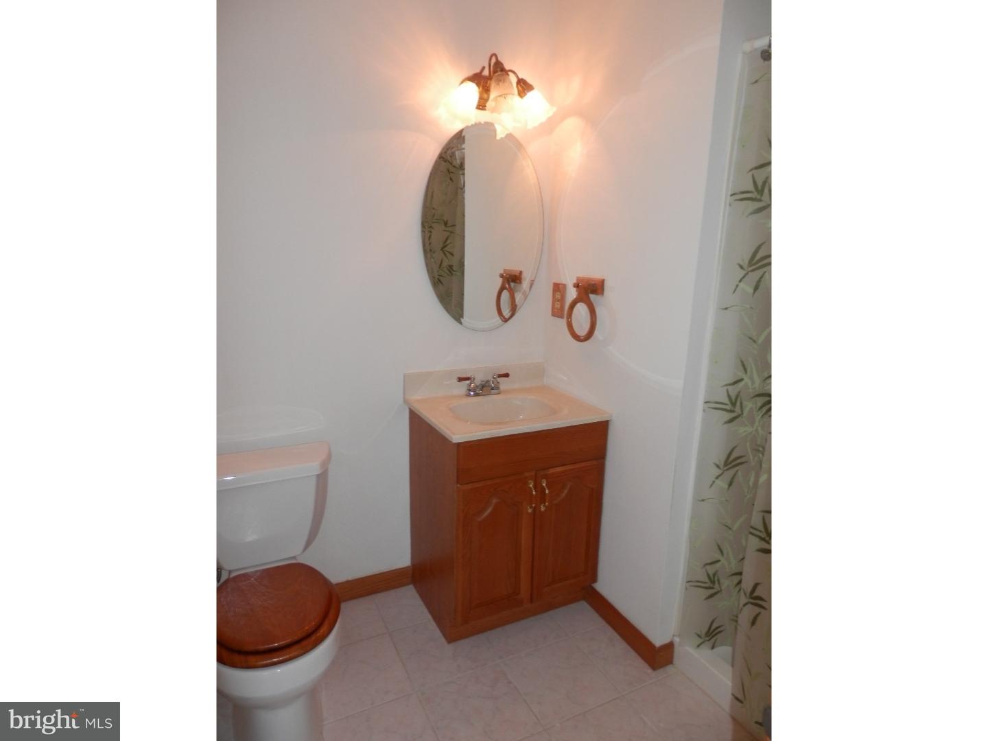 9 Nassau Road Lumberton, NJ 08048 - Photo 20 of 25 Bathroom