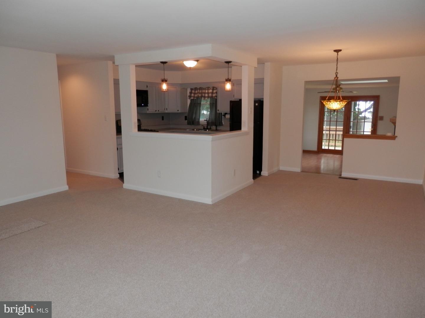 9 Nassau Road Lumberton, NJ 08048 - Photo 3 of 25 Great Room