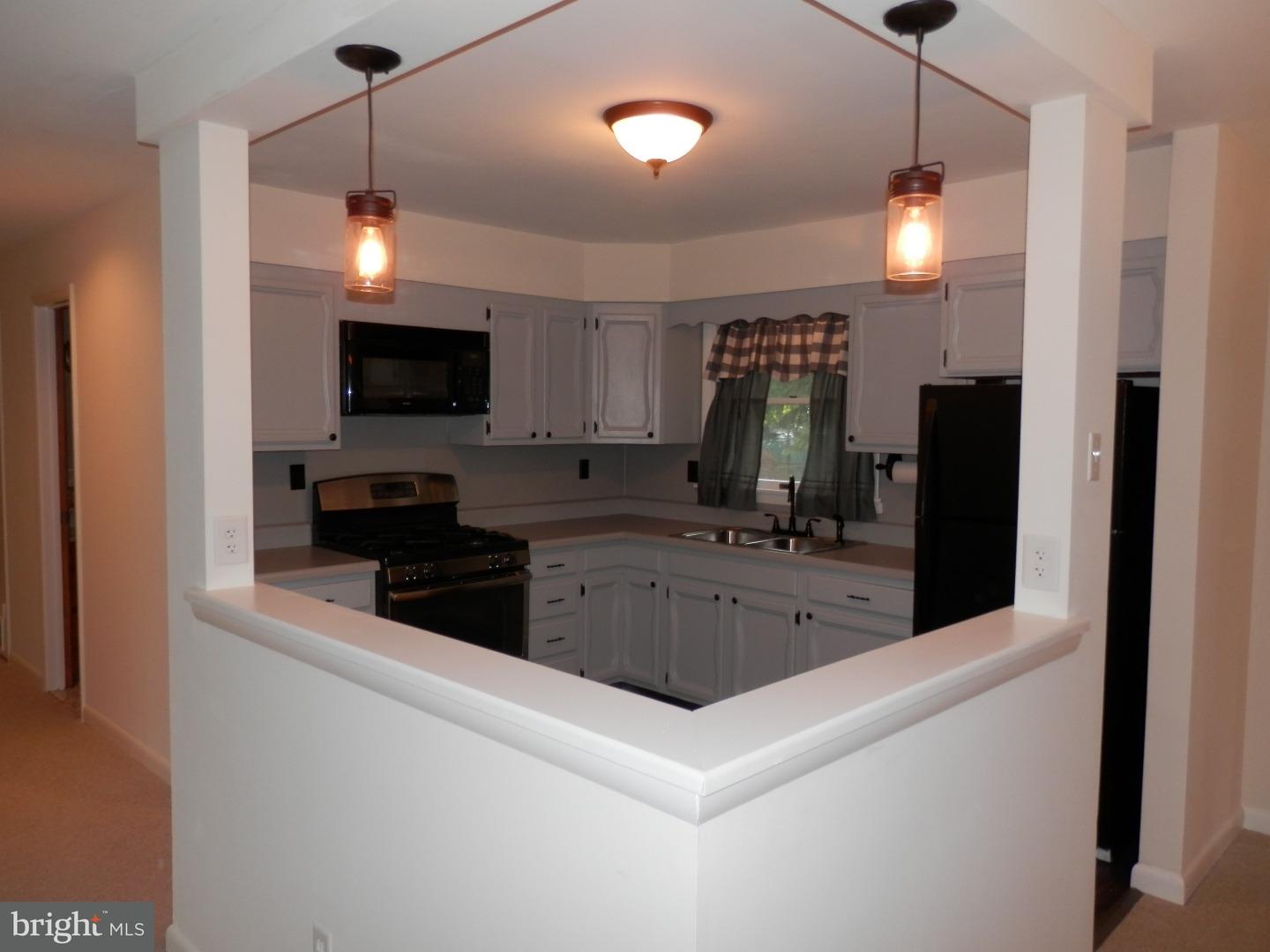 9 Nassau Road Lumberton, NJ 08048 - Photo 4 of 25 Kitchen