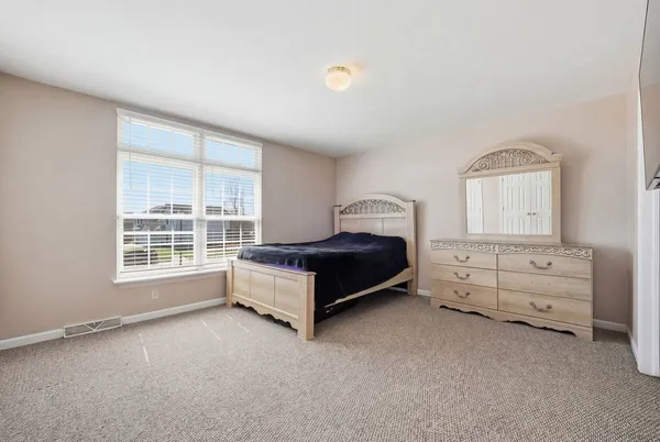 $220,000 | 1497 Stonefield Drive, DeKalb, IL 60115