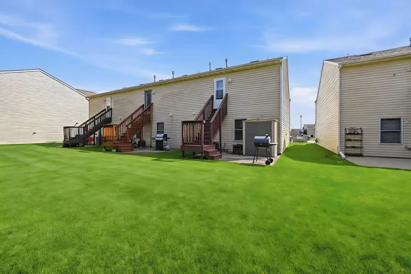 $220,000 | 1497 Stonefield Drive, DeKalb, IL 60115