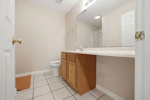 $220,000 | 1497 Stonefield Drive, DeKalb, IL 60115