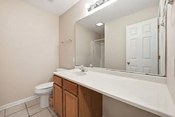 $220,000 | 1497 Stonefield Drive, DeKalb, IL 60115