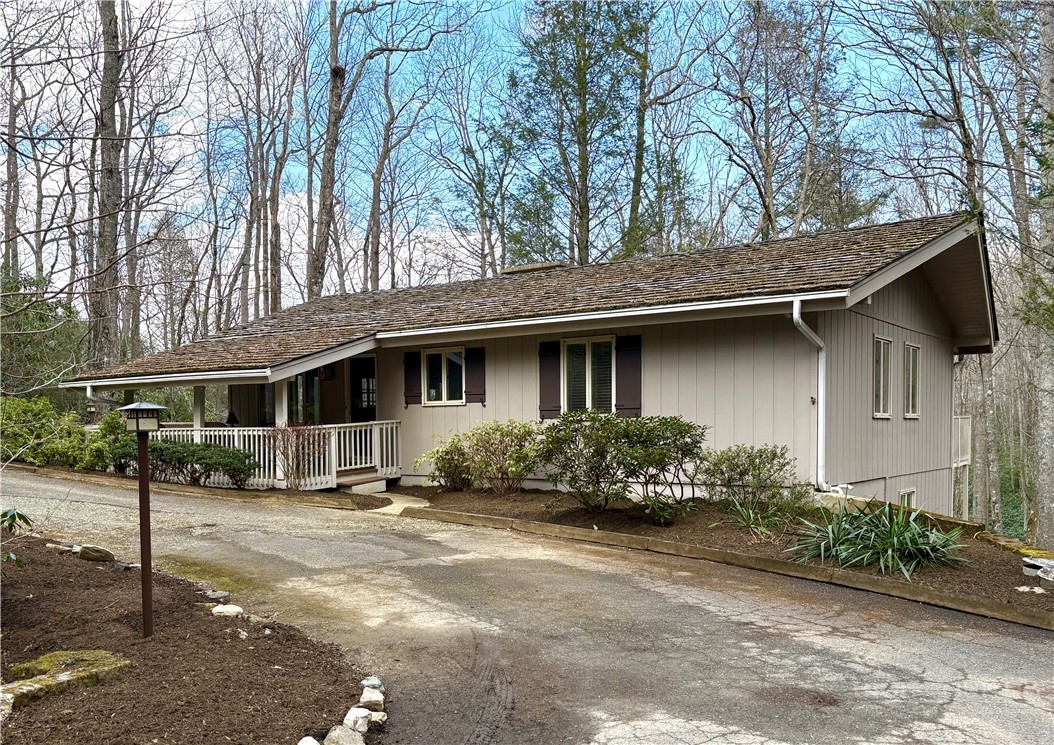 209 Birch Road Boone, NC 28607 - Photo 3 of 37