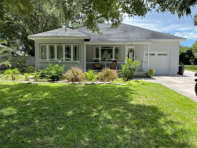 $2,500 | 808 Faulkner Street, New Smyrna Beach, FL 32168