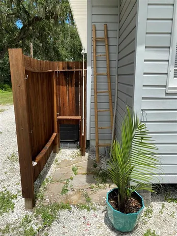 $2,500 | 808 Faulkner Street, New Smyrna Beach, FL 32168