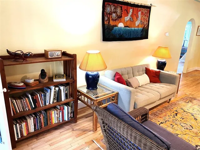 $2,500 | 808 Faulkner Street, New Smyrna Beach, FL 32168