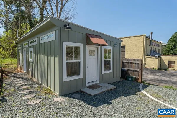 $1,850 | 1403 Burgess Lane, Unit B, Charlottesville, VA 22902