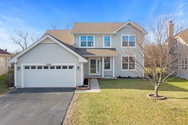 $3,300 | 32804 Bending Creek Road, Lakemoor, IL 60051