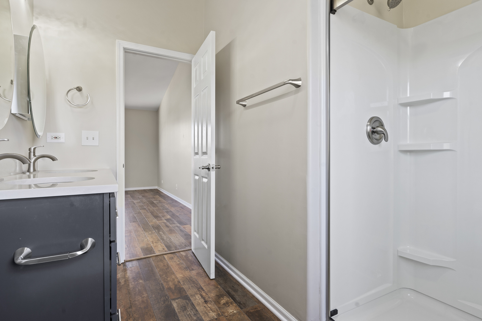 32804 Bending Creek Road Lakemoor, IL 60051 - Photo 23 of 42 a bathroom with a sink and mirror
