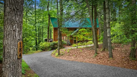 $674,900 | 184 Fightingtown Drive, Blue Ridge, GA 30513