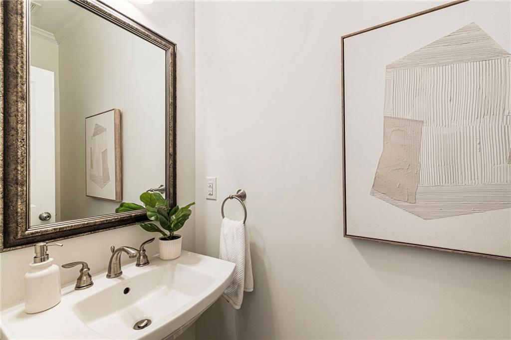 2533 Drew Valley Road Northeast Atlanta, GA 30319 - Photo 46 of 74