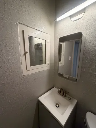 $1,350 | 3403 Yupon Street, Unit 2, Houston, TX 77006