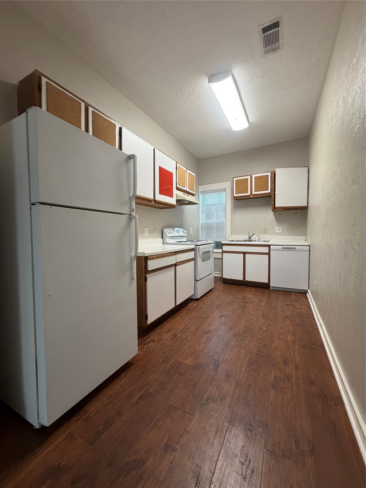 3403 Yupon Street, Unit 2 Houston, TX 77006 - Photo 3 of 13