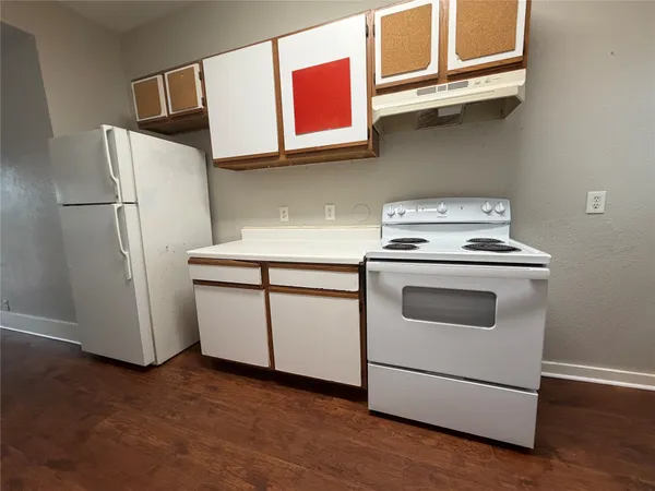 $1,350 | 3403 Yupon Street, Unit 2, Houston, TX 77006