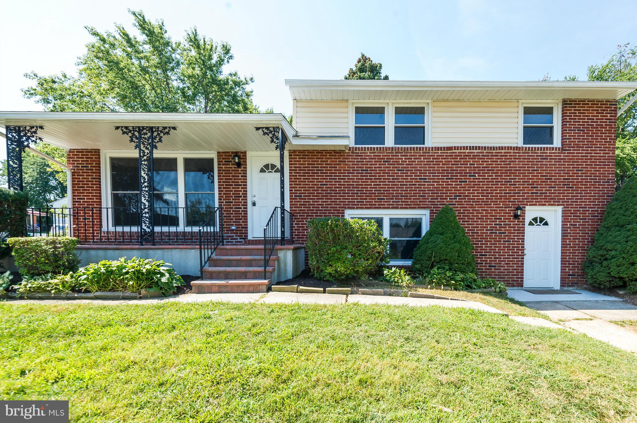 7301 Dooman Road Baltimore, MD 21244 - Photo 1 of 27 Exterior (Front)