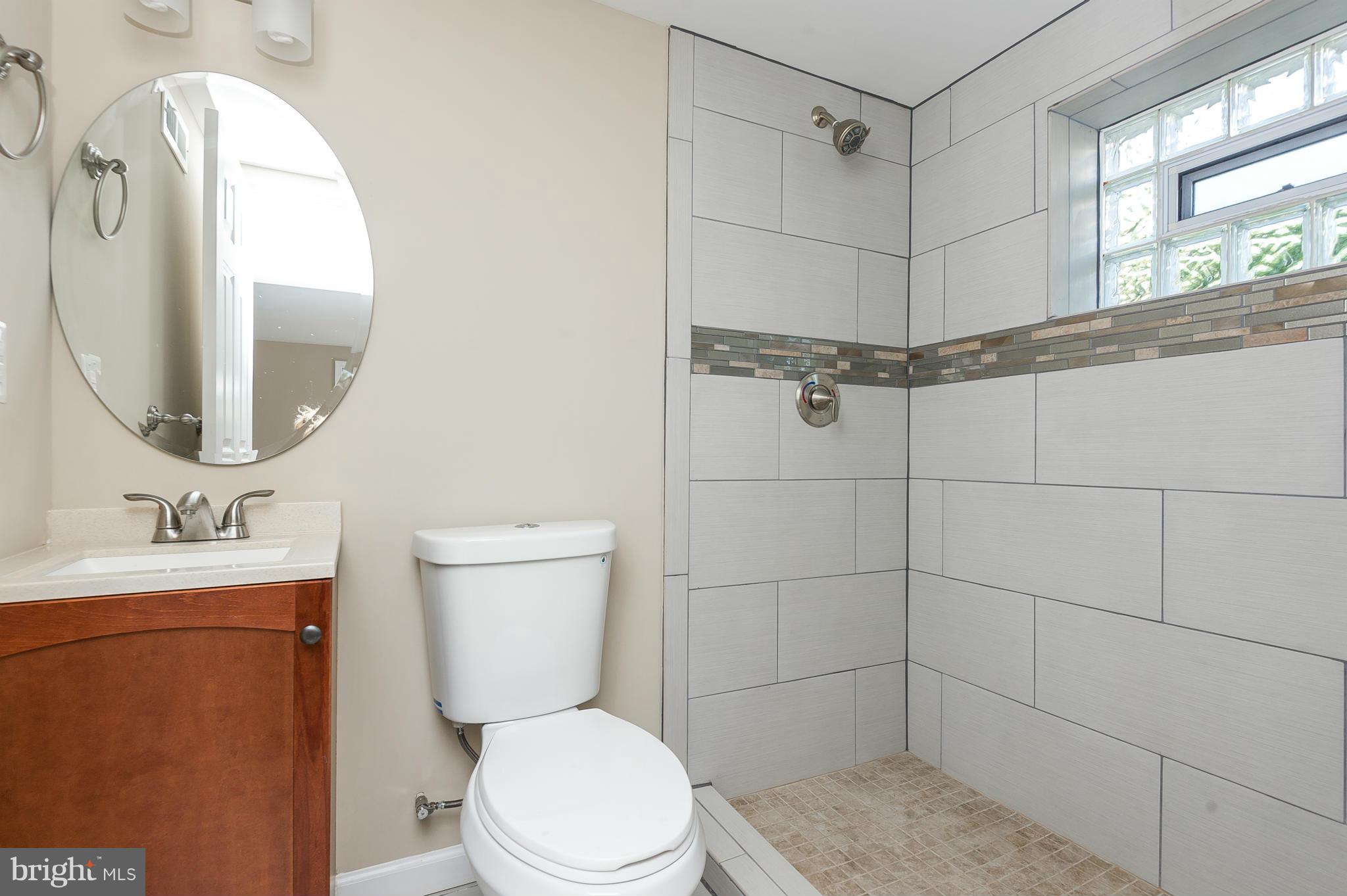 7301 Dooman Road Baltimore, MD 21244 - Photo 22 of 27 Bath