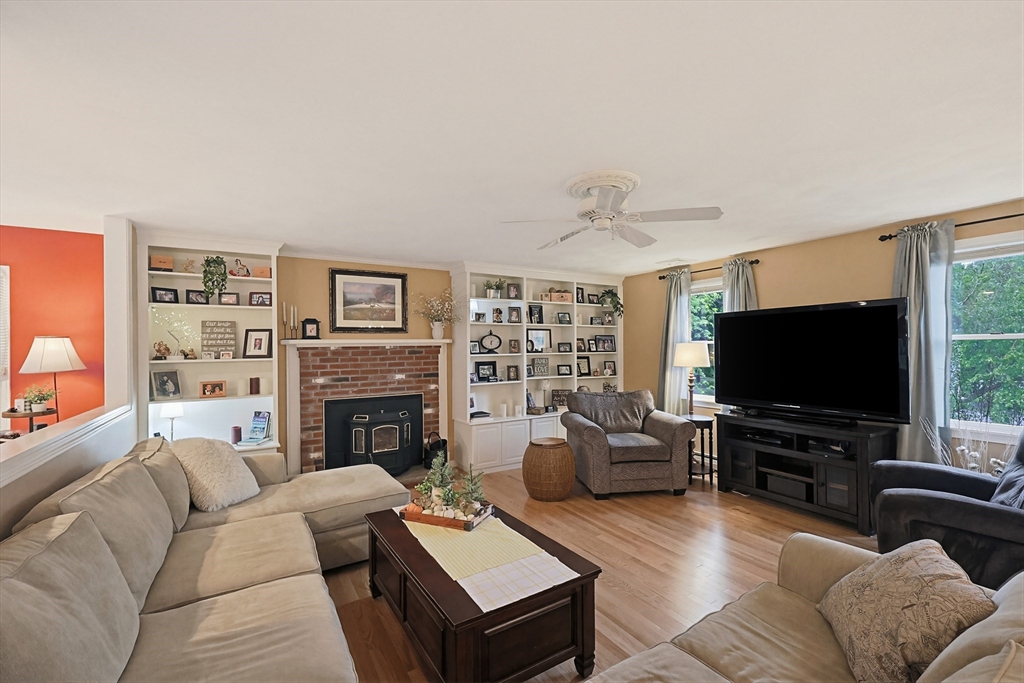 5 Otter Pond Road Lynnfield, MA 01940 - Photo 9 of 42