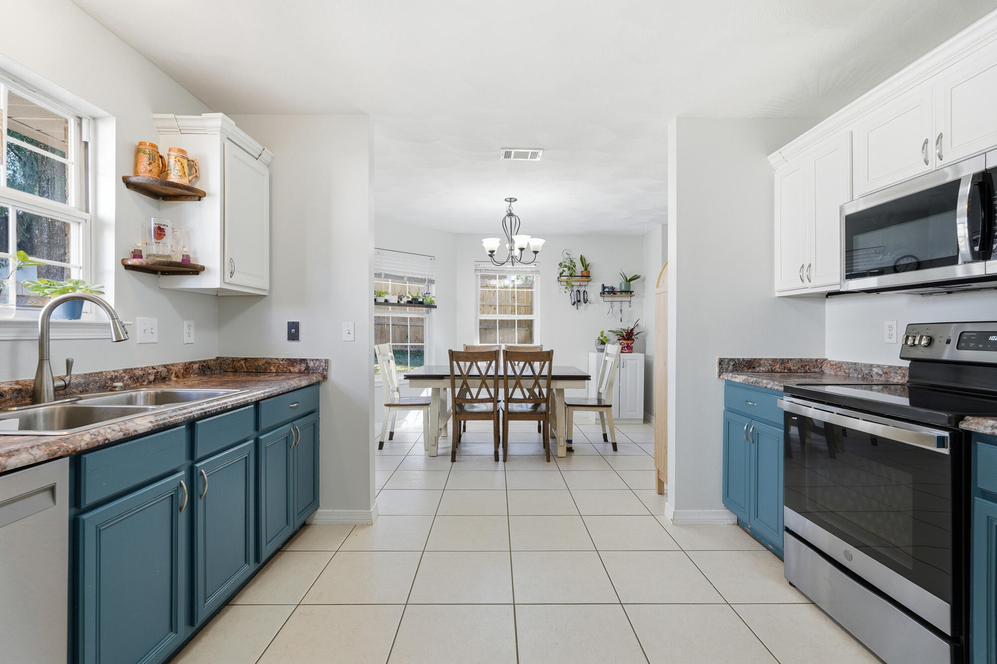 219 Cook Street Niceville, FL 32578 - Photo 7 of 26 219_cook_st-awp_media-012