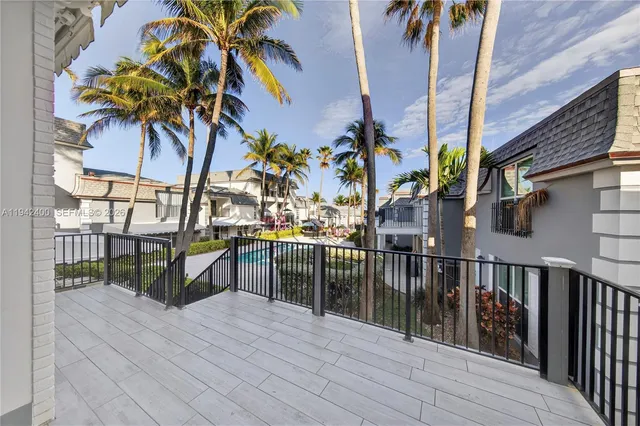 $1,799,000 | 1194 Hillsboro Mile, Unit 12, Hillsboro Beach, FL 33062