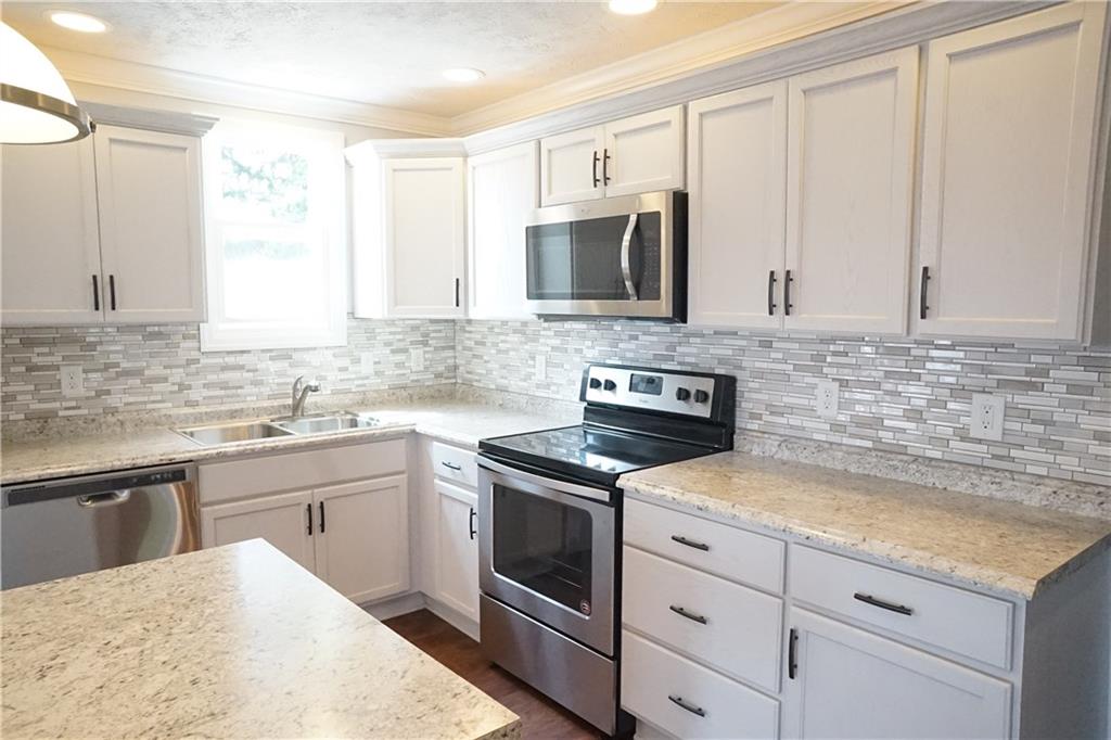 187 North Road Butler, PA 16001 - Photo 7 of 22 Gallery Image 7