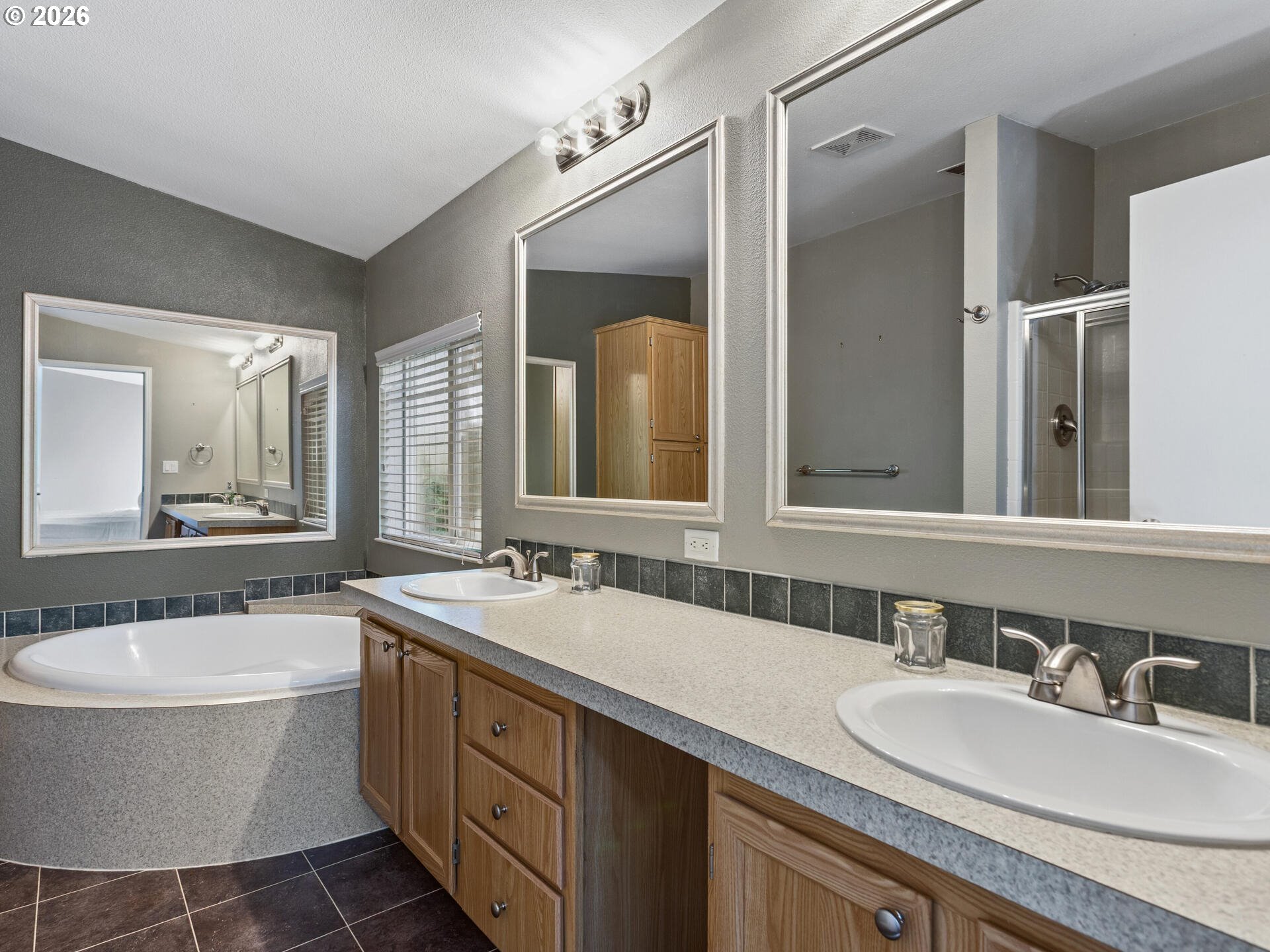 21155 Northeast Sunnycrest Road Newberg, OR 97132 - Photo 23 of 48