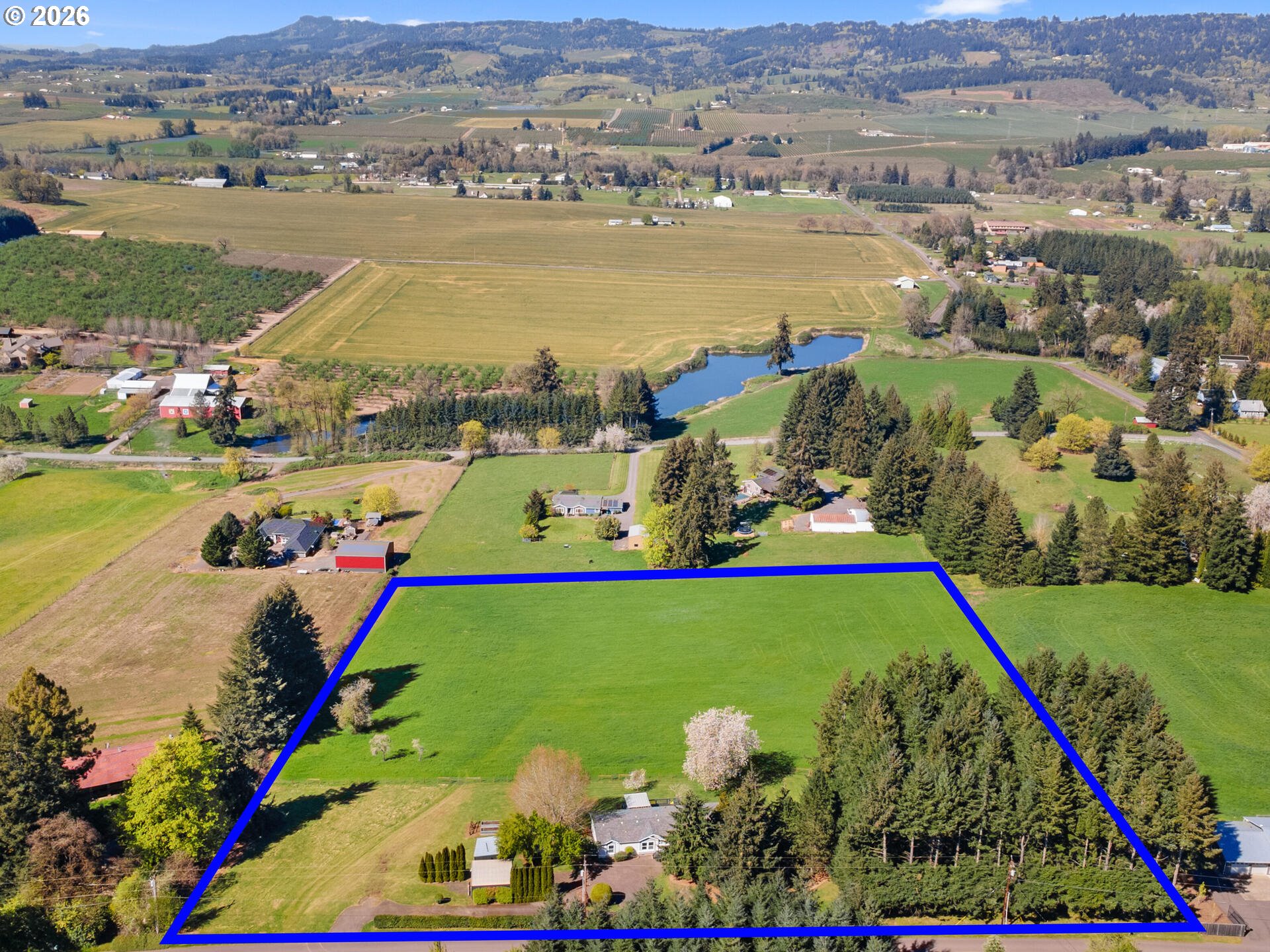 21155 Northeast Sunnycrest Road Newberg, OR 97132 - Photo 5 of 48