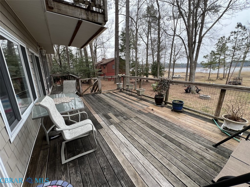 270 River Rd Circle Saluda, VA 23149 - Photo 22 of 35