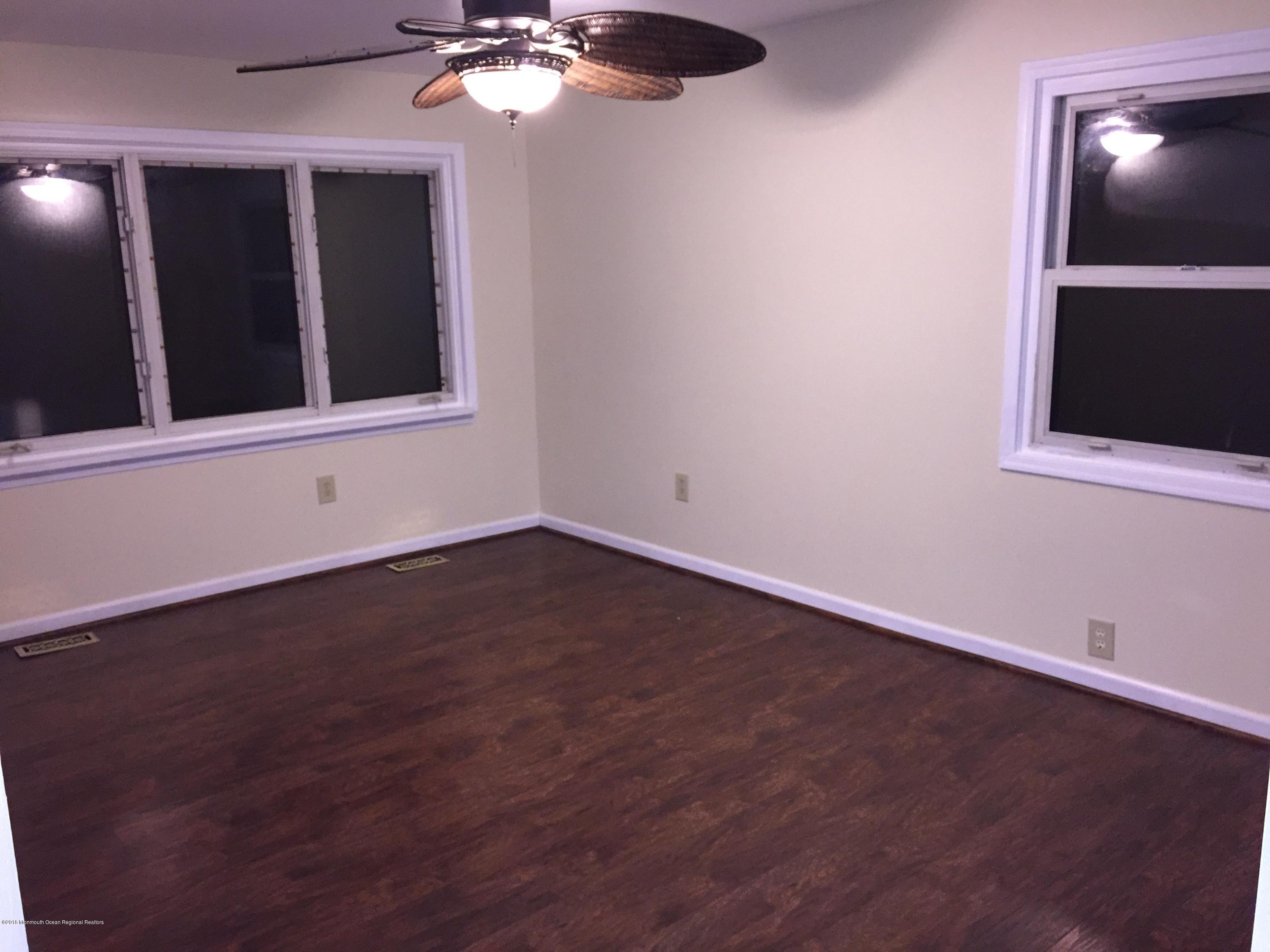 517 Wright Debow Road Jackson, NJ 08527 - Photo 11 of 25 IMG_0501