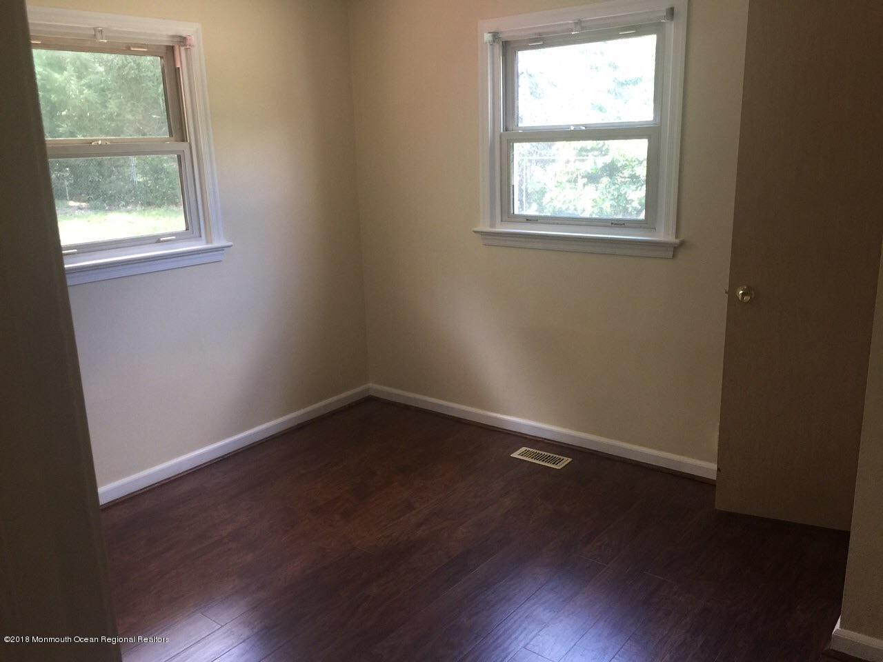517 Wright Debow Road Jackson, NJ 08527 - Photo 16 of 25 IMG_0703