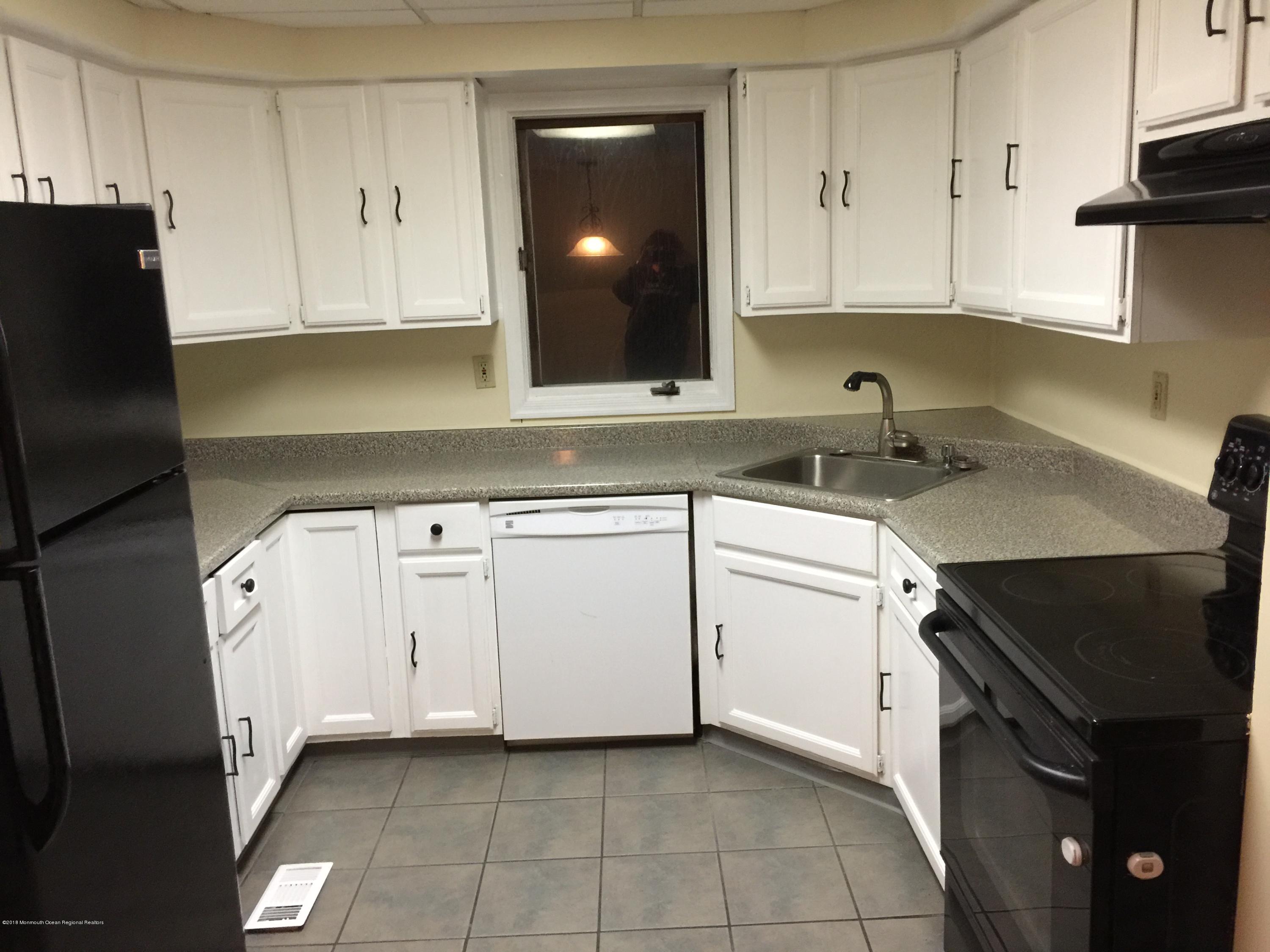 517 Wright Debow Road Jackson, NJ 08527 - Photo 3 of 25 IMG_0427