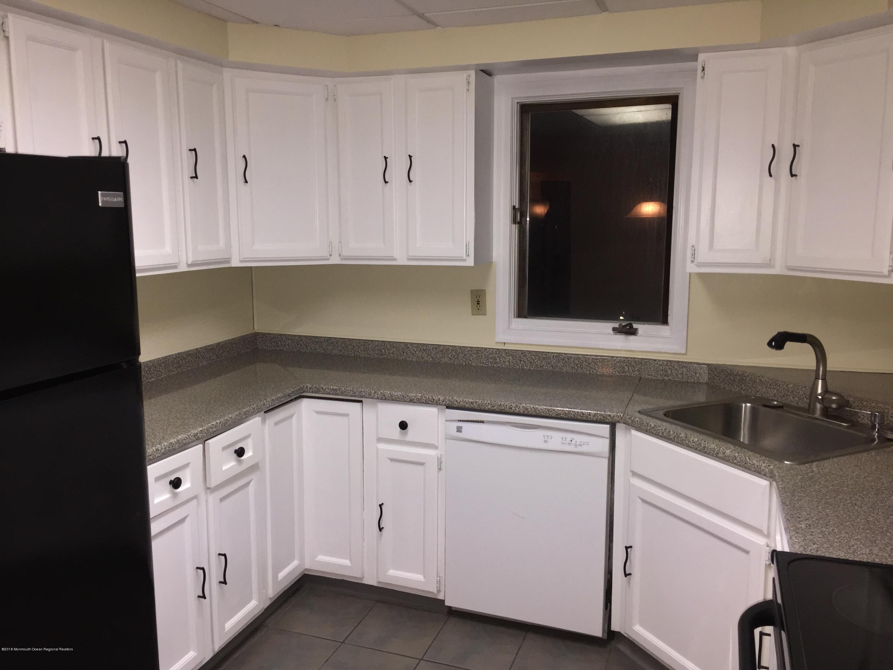 517 Wright Debow Road Jackson, NJ 08527 - Photo 5 of 25 IMG_0500