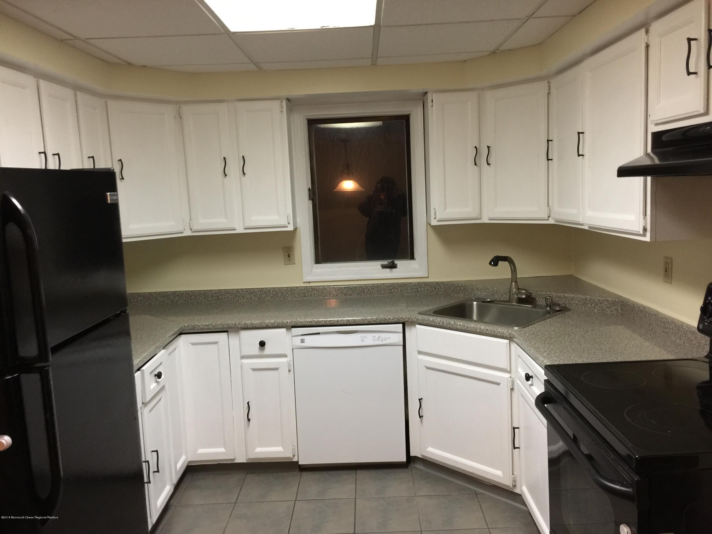 517 Wright Debow Road Jackson, NJ 08527 - Photo 6 of 25 IMG_0428