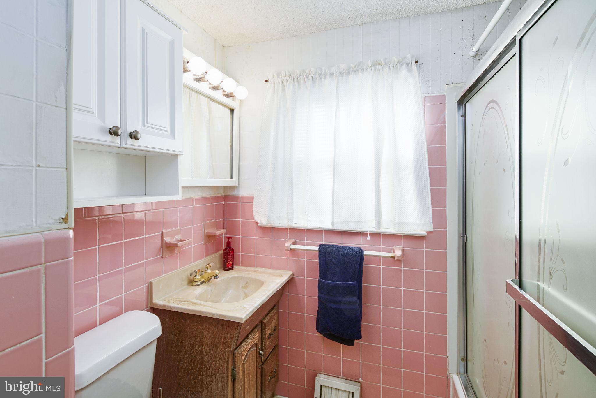 2821 Michael Road Philadelphia, PA 19152 - Photo 14 of 29 Gallery Image 14