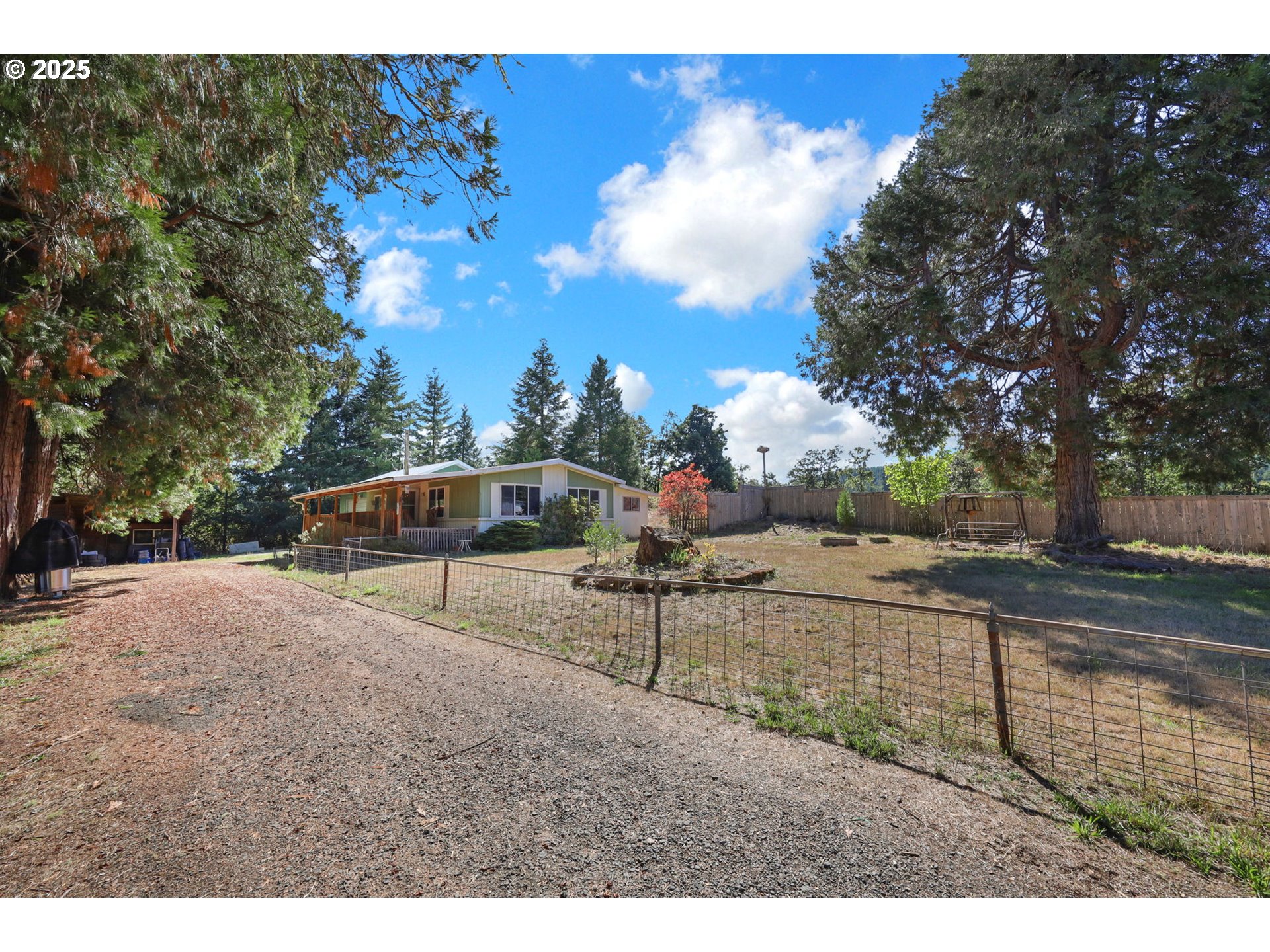 31145 Kenady Lane Cottage Grove, OR 97424 - Photo 27 of 47 a view of a outdoor space
