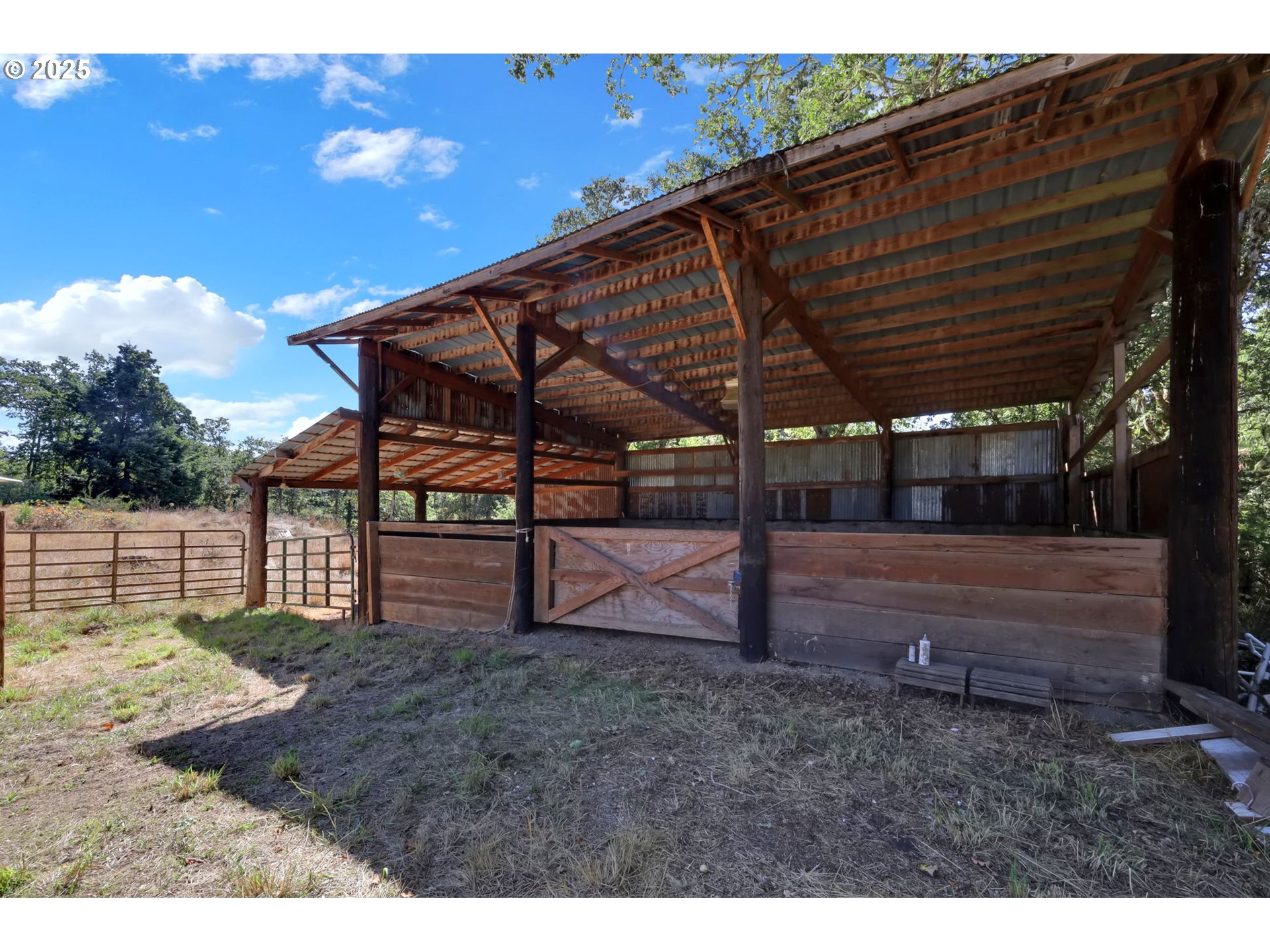 31145 Kenady Lane Cottage Grove, OR 97424 - Photo 29 of 47 a view of a backyard