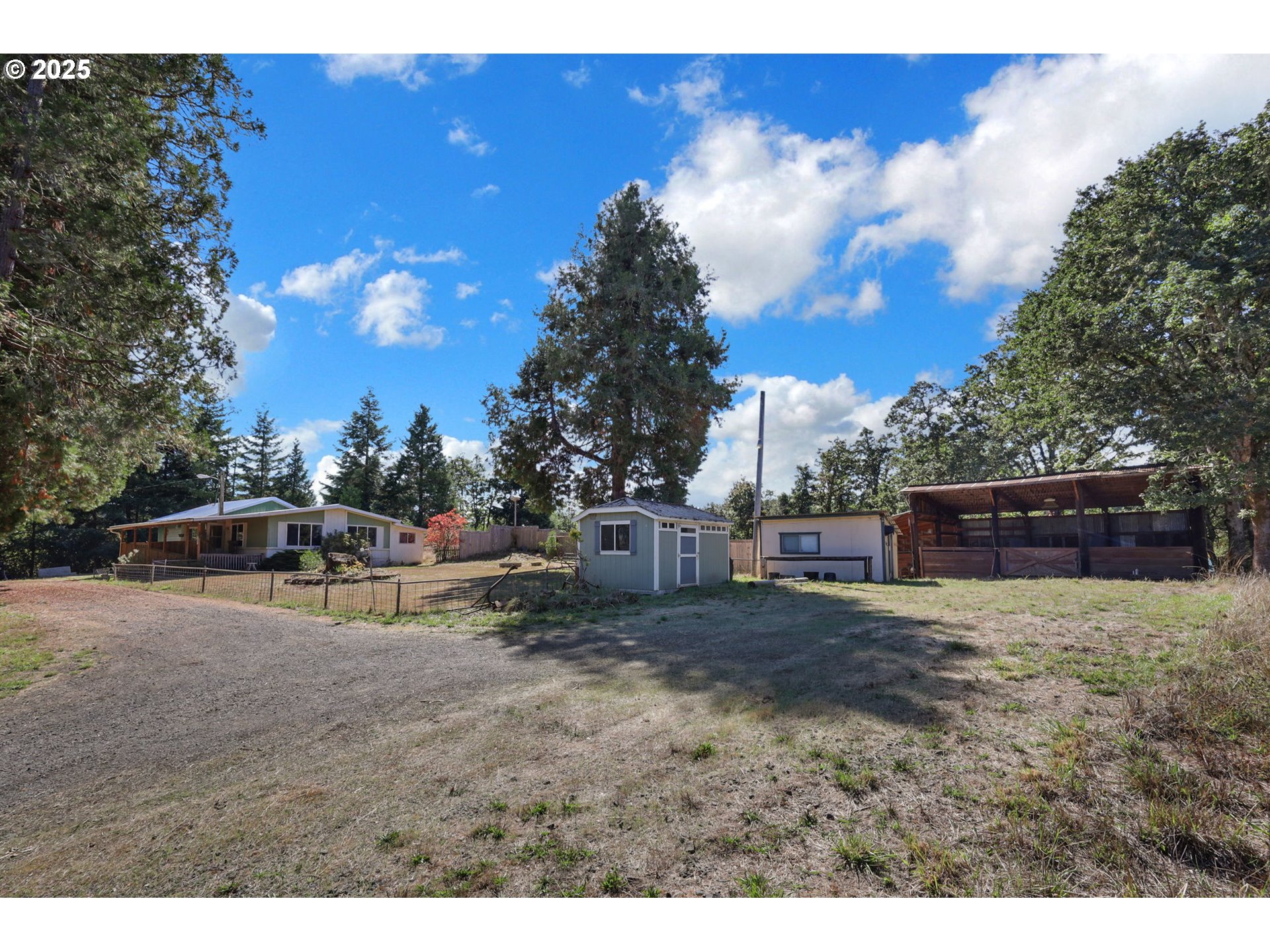 31145 Kenady Lane Cottage Grove, OR 97424 - Photo 30 of 47 a view of a backyard