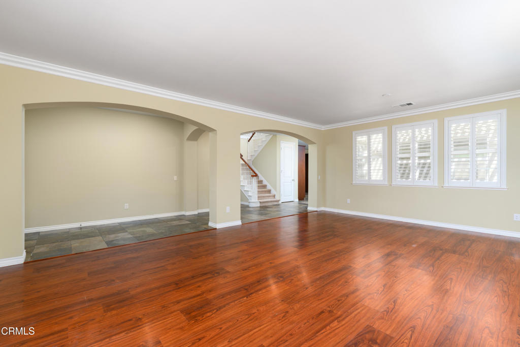 167 Bellafonte Court Camarillo, CA 93012 - Photo 5 of 50 Living area