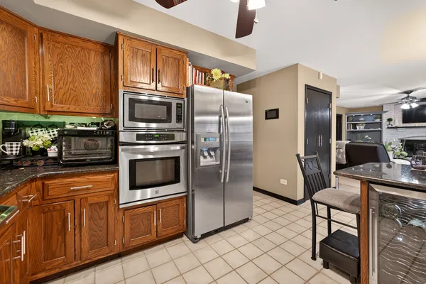 $795,000 | S775 Madison Street, Winfield, IL 60190