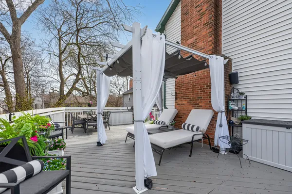 $795,000 | S775 Madison Street, Winfield, IL 60190